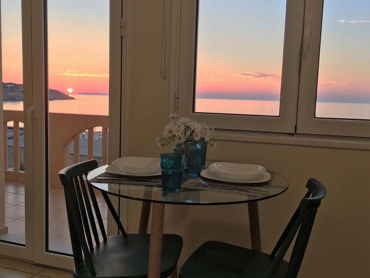 Koumpe Blue Sea View Apartment Rethymno  Exterior photo